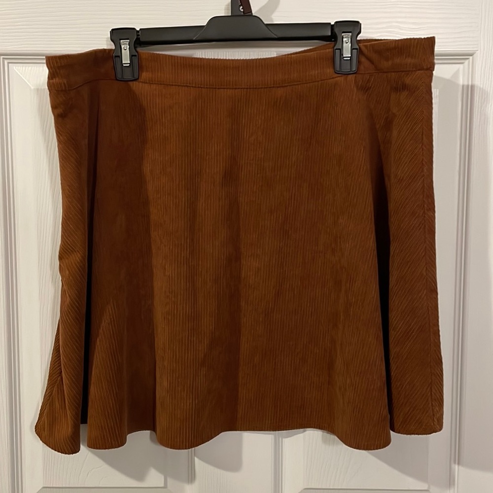 SHEIN Curve Size 3XL Brown High Waist Flare Corduroy Skirt - Picture 3 of 6
